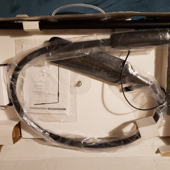 (New) Syrinx LED Floor Lamp with Remote (Black) - Picture 6 of 8